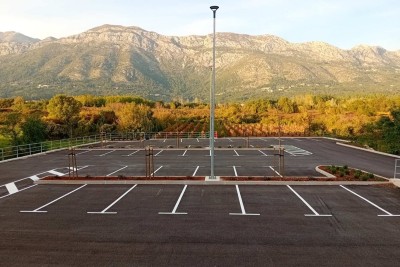 Uredjen parking_Gruda_Budi kao Cvijeto (8).jpg